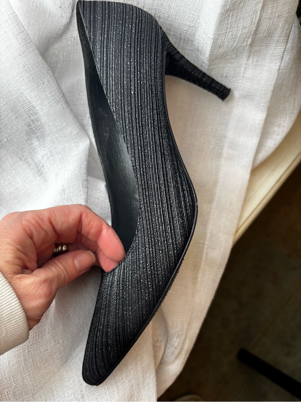 Stuart Weitzman Black Ribbed Pointed-Toe Pump - Picture 6 of 13